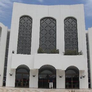 Hotel Kuriat Palace